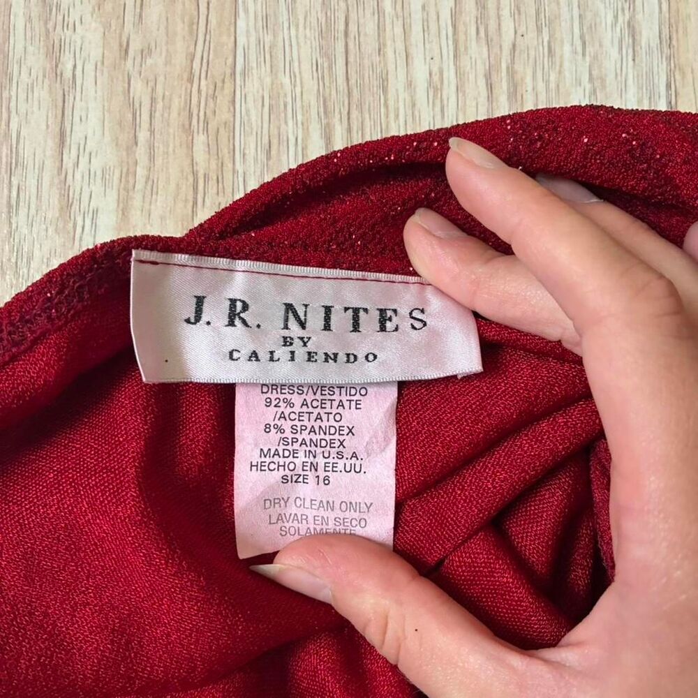 American-vintage Women's Red and Burgundy Dress - Picture 8 of 8